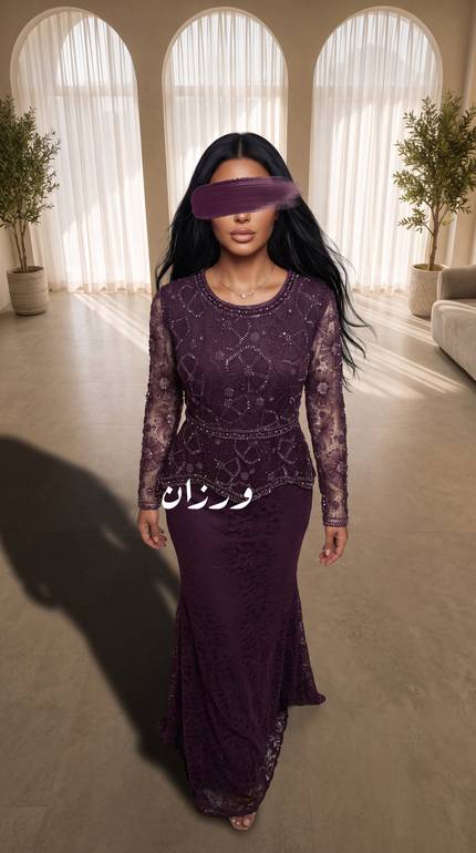 فستان سهرة دانتيل بقصة خصر أنيقة