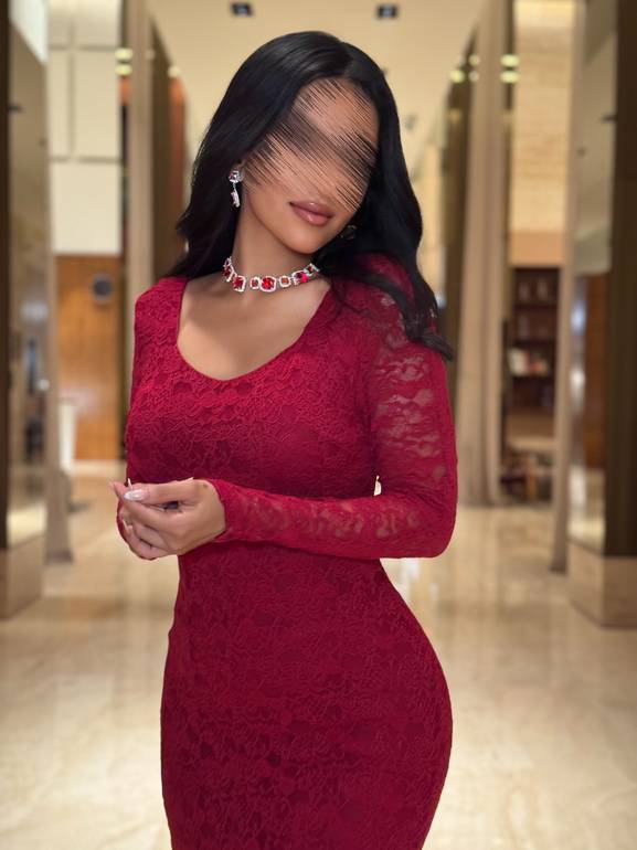 فستان ماسك دانتيل مبطن 