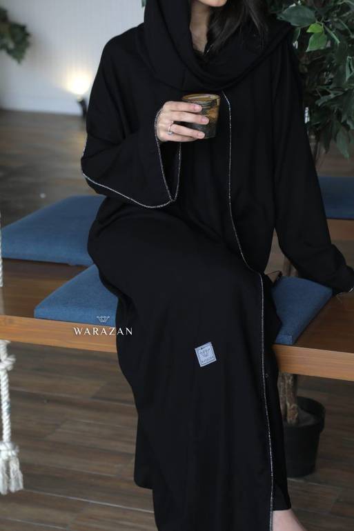 عباية كريب ب سترس ناعم