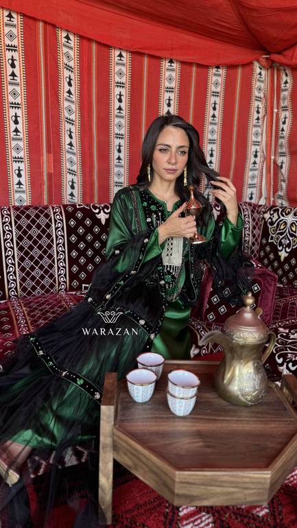 جلابية عسيري قطعتين تطريز كمبيوتر مع فصوص