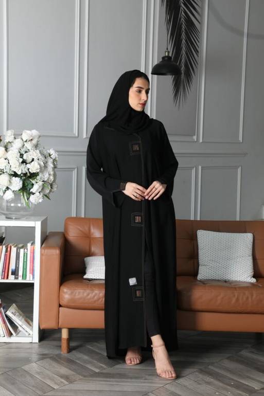 عباية كريب أنيقة