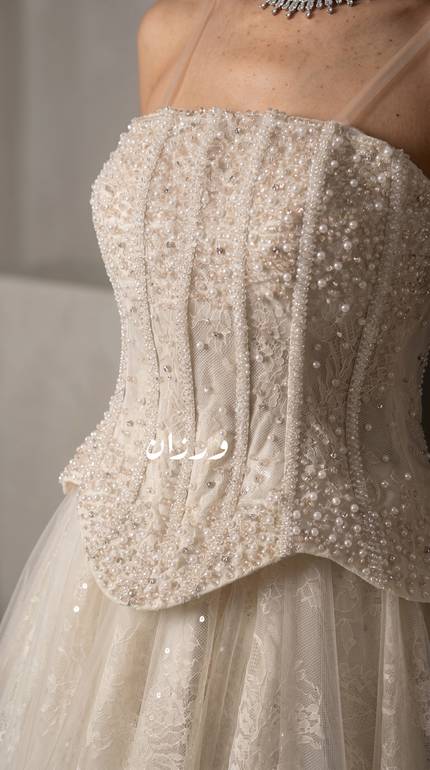 فستان سهرة ملكي
