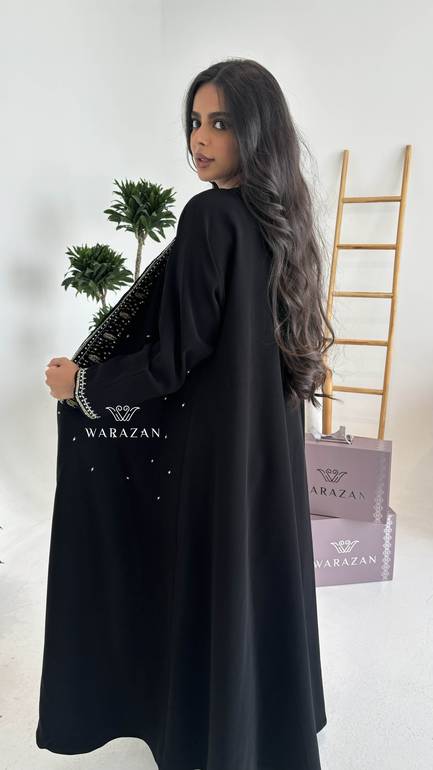 عباية بتطريز شك بستايل انيق 