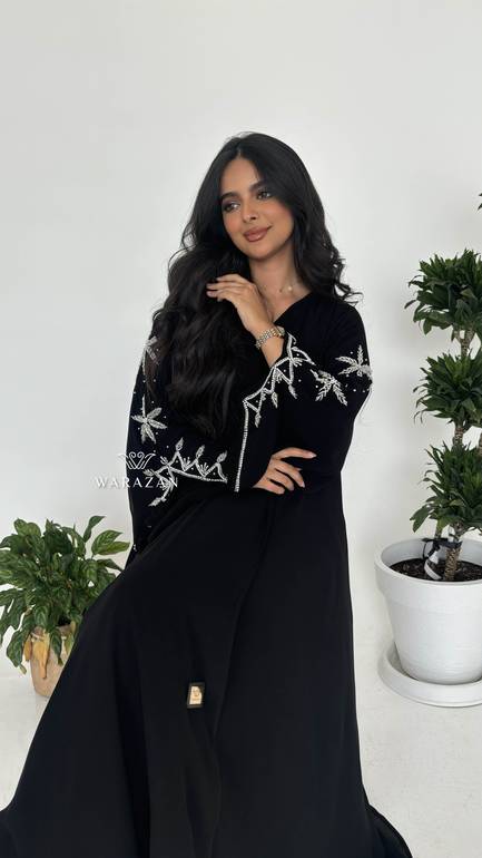 عباية للمناسبات بتطريز شك من الكم 