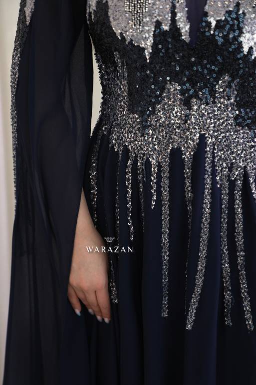 فستان سهرة ناعم وطويل شيفون راقي بتطريز 