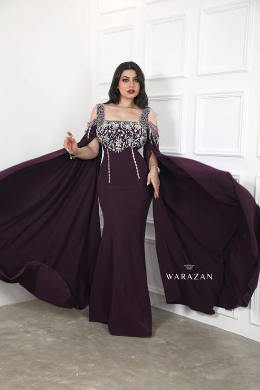 فستان سهرة فخم للمناسبات بتطريز