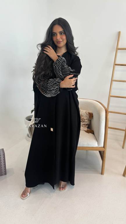 عباية للمناسبات بفصوص من الكم 