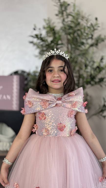 فستان بناتي منفوش