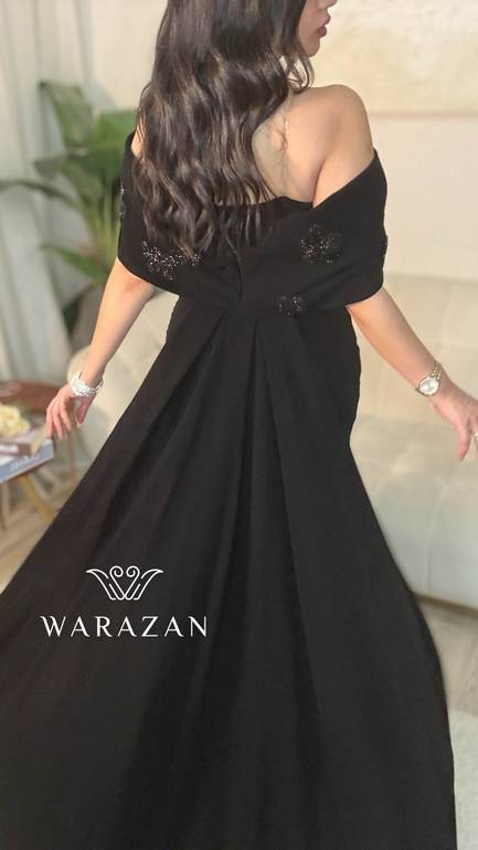 فستان سهره بتطريز كرستال اسود 