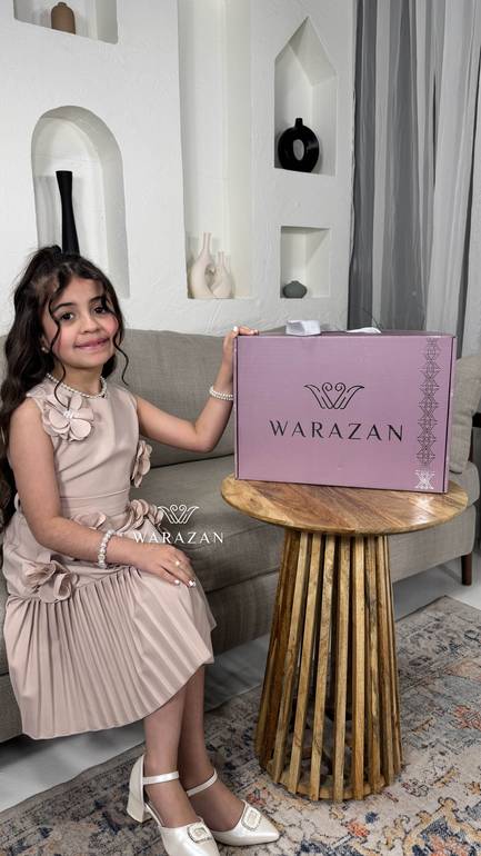فستان بتخيلة ورود و كسرات