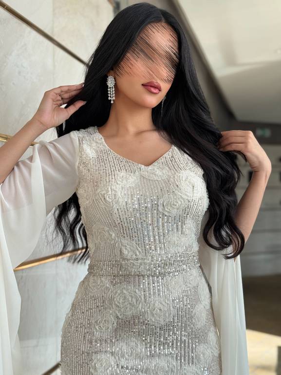فستان سهرة مورد بأكمام شيفون طويلة 