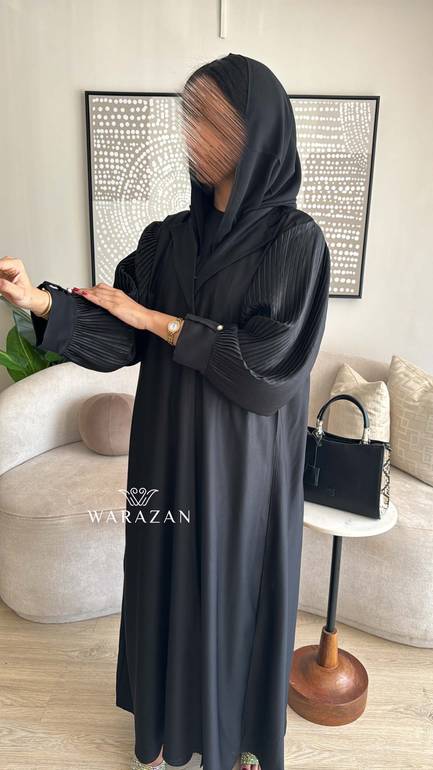عباية كلاسيك فخمة كسرات من الكم 