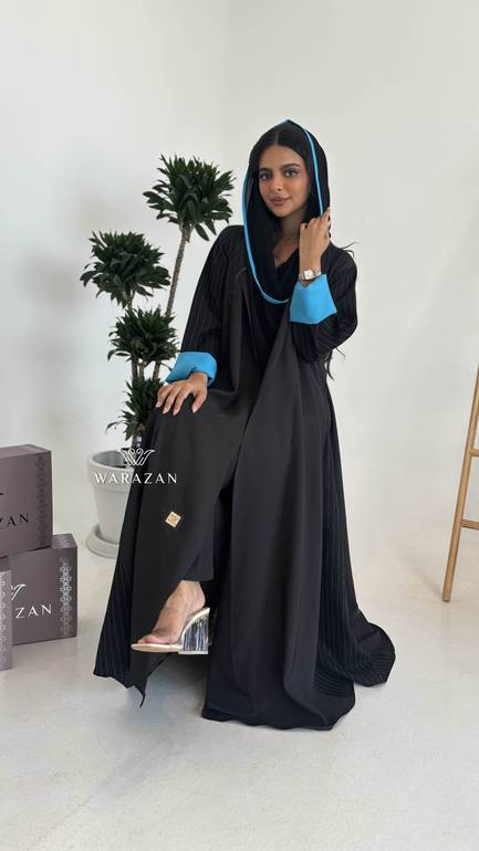 عباية كاجول بتدخيلة لون سماوي من الكم 