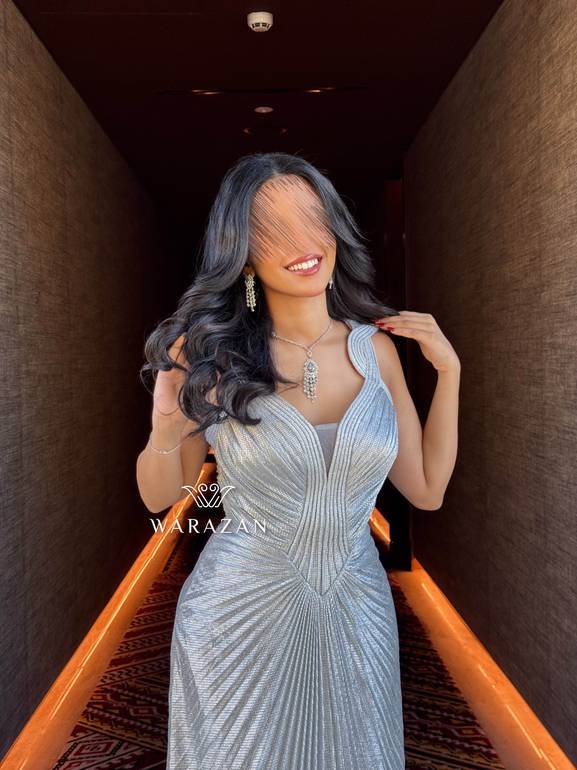 فستان سهره ملكي بقصة صدر وتفاصيل جميلة 