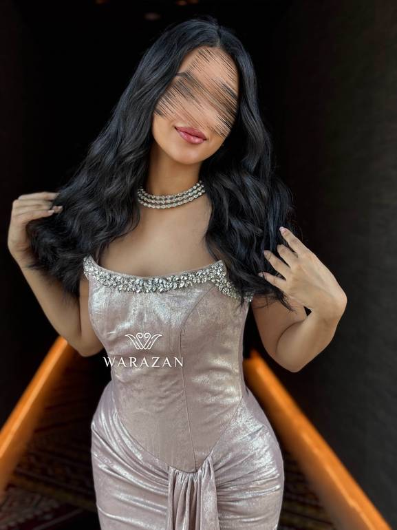 فساتين سهرة ناعمة