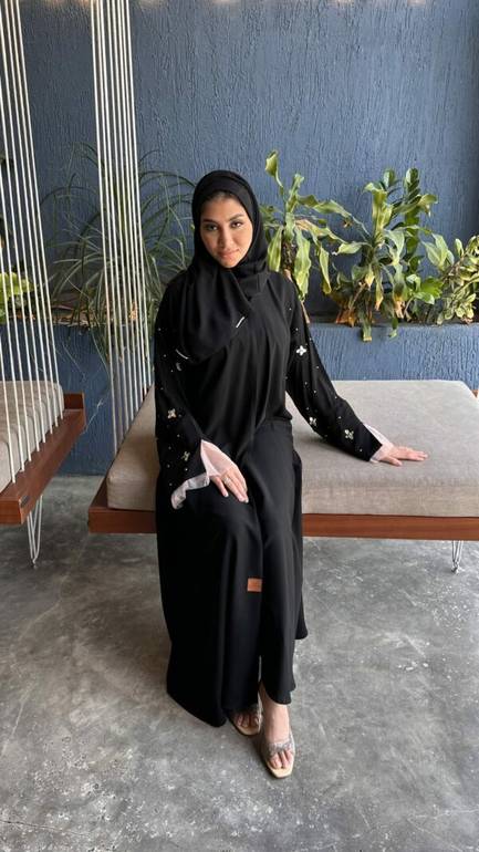 عباية مناسبات كلوش بكرستال بطول الكم وتدخيلة تل