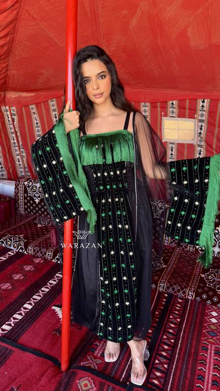 جلابية ملكية بتطريز يدوي 
