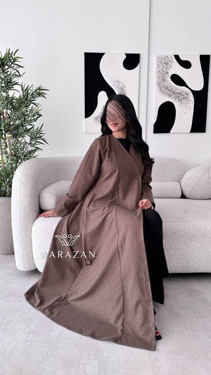 عباية ربع كلوش بتصميم انيق  