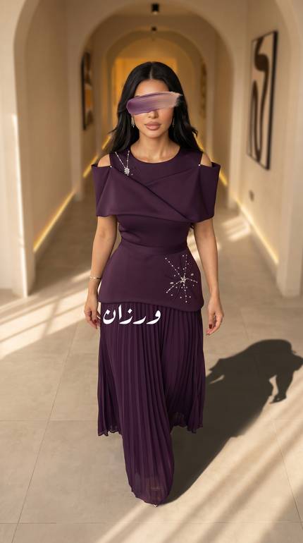 فستان سهرة أوف شولدر بتصميم بليسيه