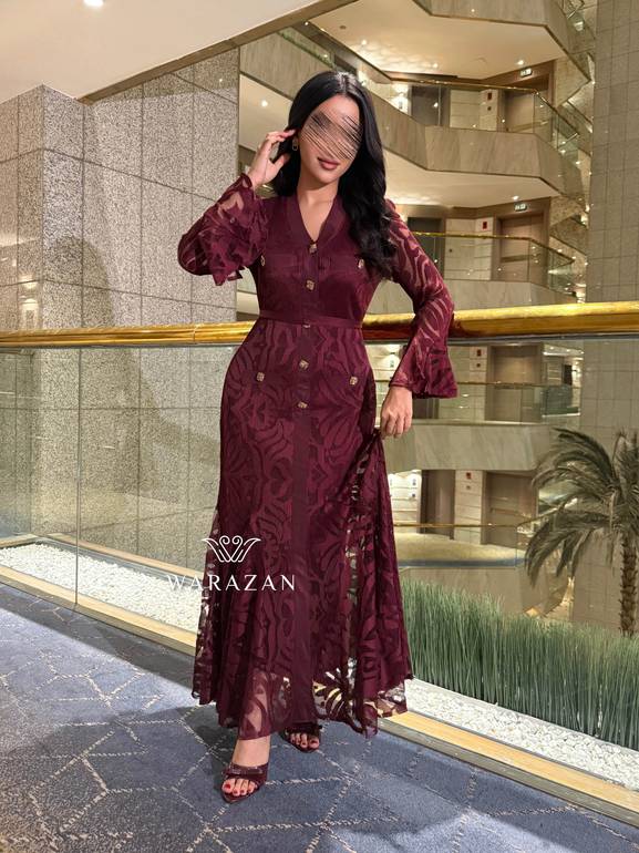 فساتين ماسك بنقشة أنيقة وتصميم جذاب