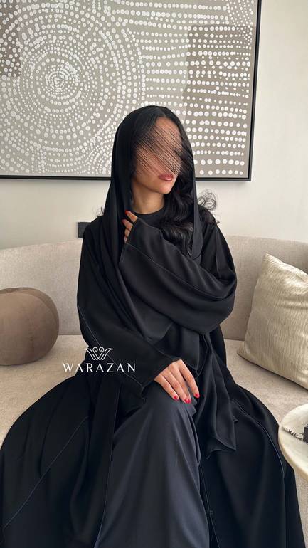 عباية سادة عملية للدوامات الرسمية والعيد