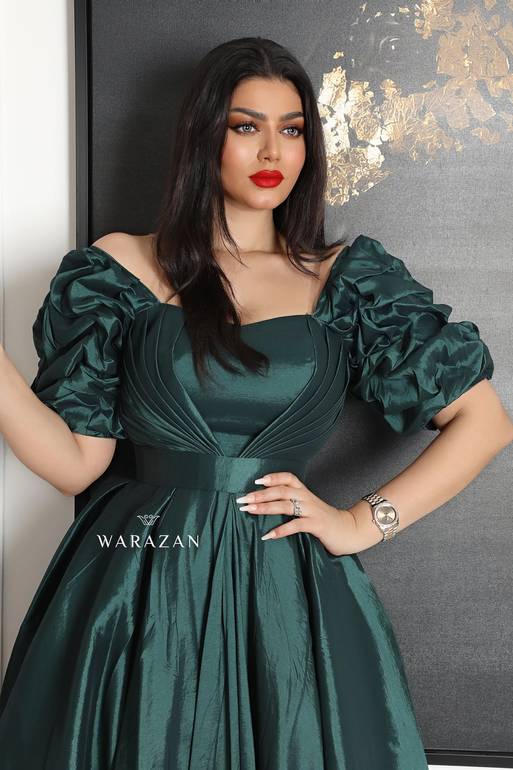 فستان سهره انيق بثلاثة الوان