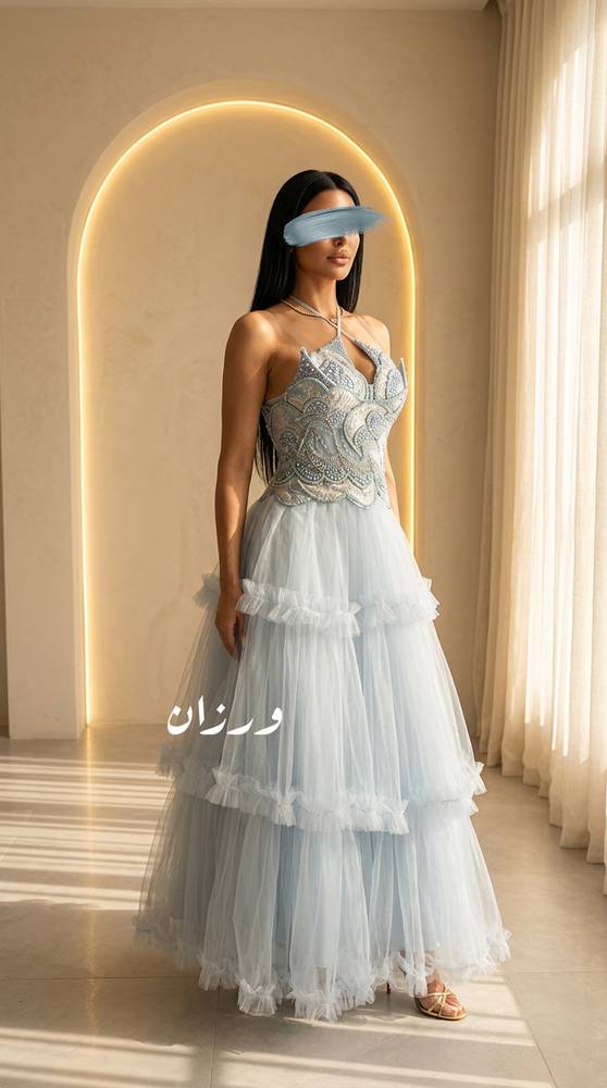 فستان تل بتطريز وشك يدوي