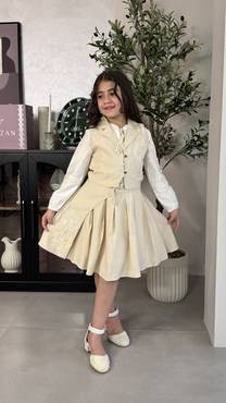طقم انيق باكمام طويله