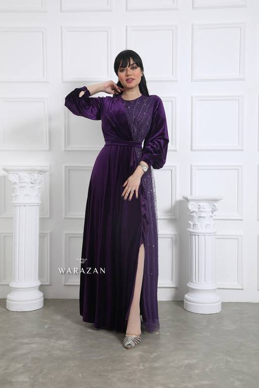 فستان سهرة شتوي مخمل راقي بتطريز