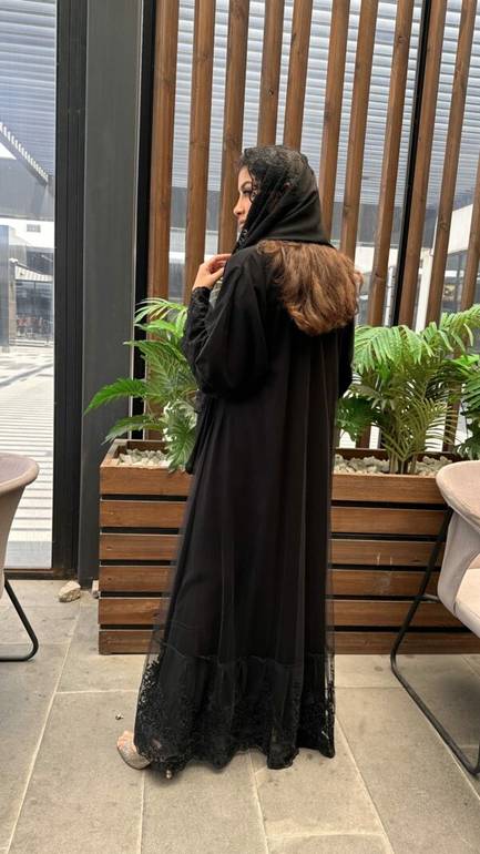 عباية تل مبطن كلوش بتطريز مشجر