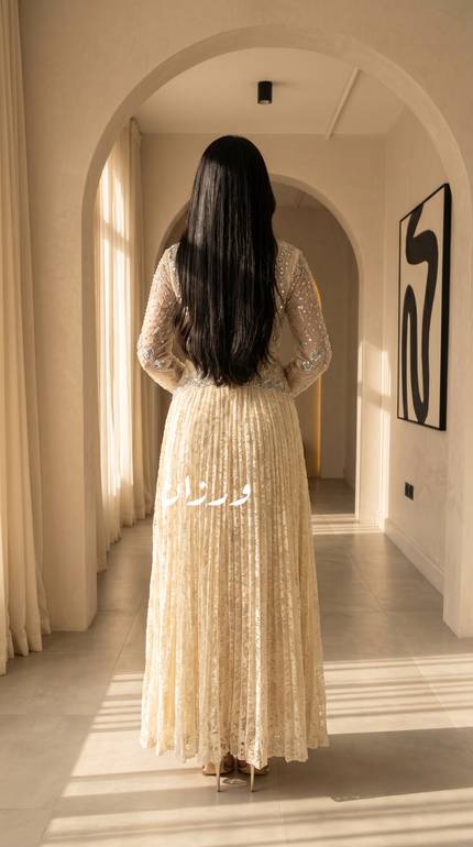 فستان ملكي سهره بدانتيل و بكسرات 
