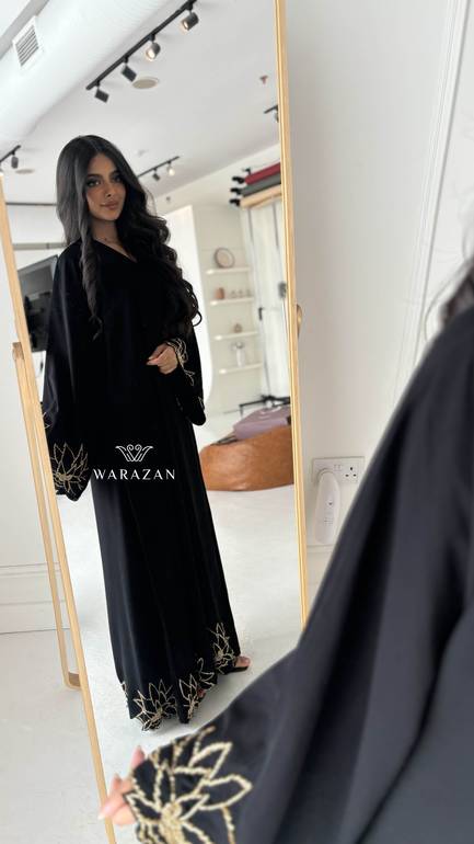 عباية بتطريز شك انيق 