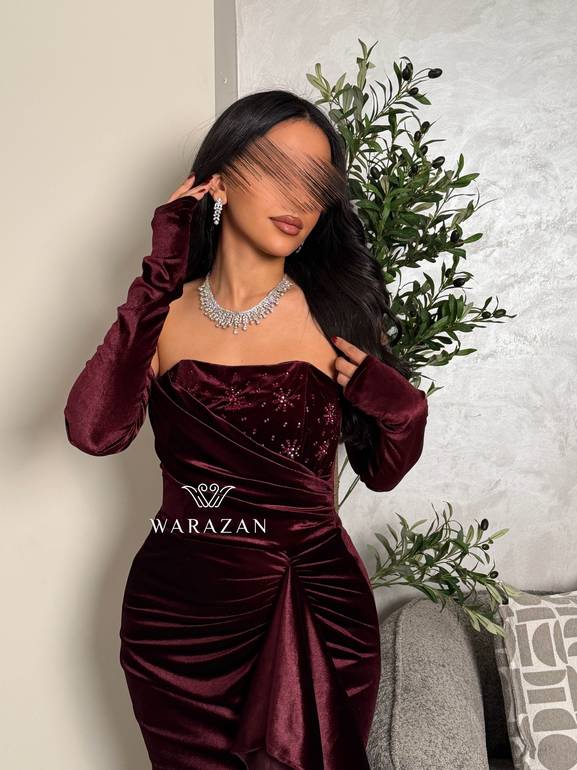 فستان  سهره  مخمل طويل 