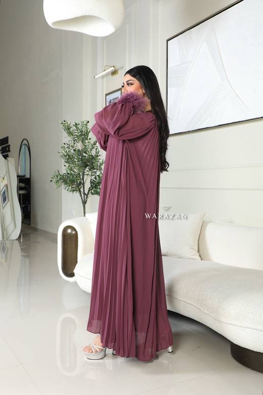 فستان ساتر انيق باكمام ريش