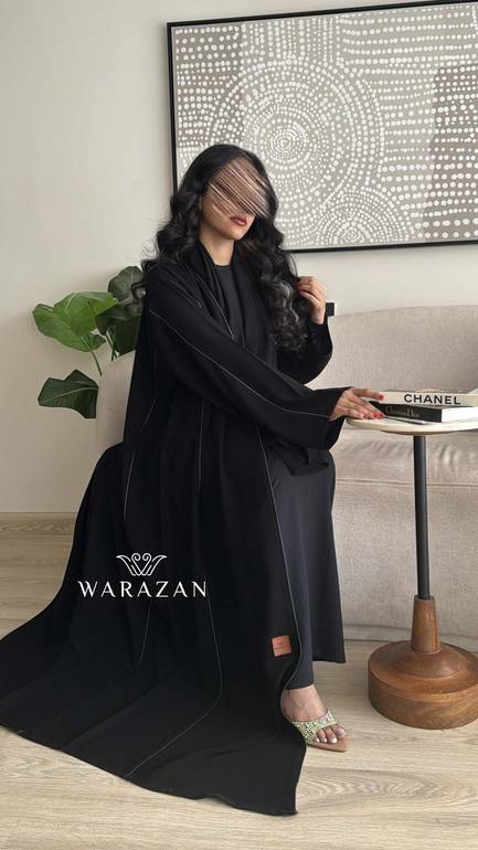 عباية سادة عملية للدوامات الرسمية والعيد
