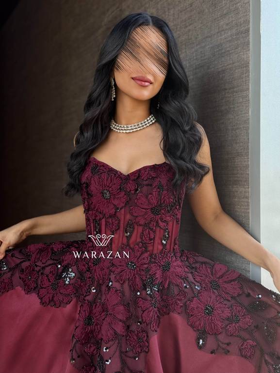 فساتين سهرة راقية بتصميم مميز