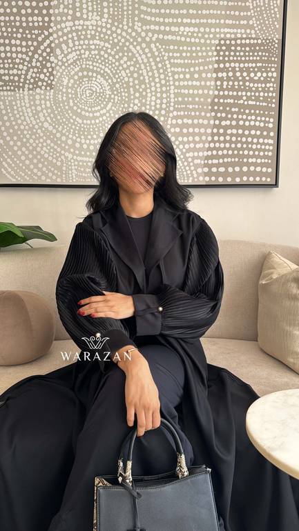 عباية كلاسيك فخمة كسرات من الكم 