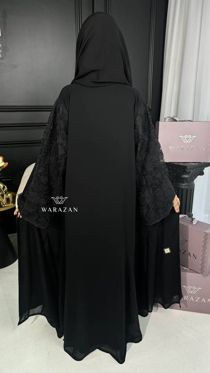 عباية انيقة بقصة اكمام 