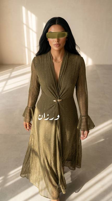 فستان سهره لامع  واكمام شفافه