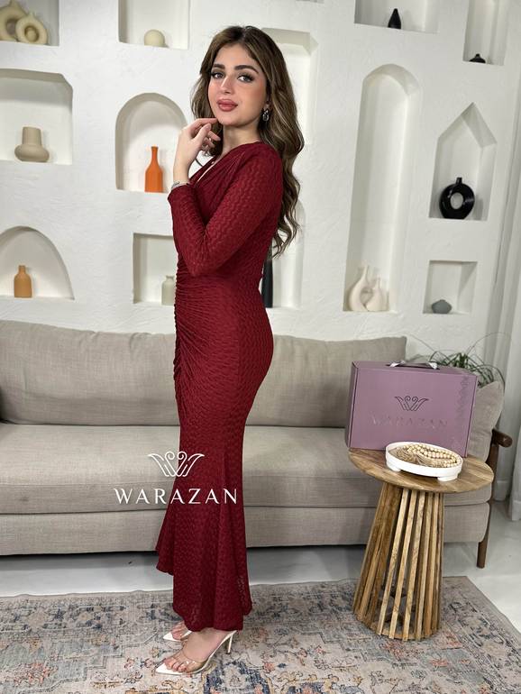 فستان ماسك باكمام طويله 