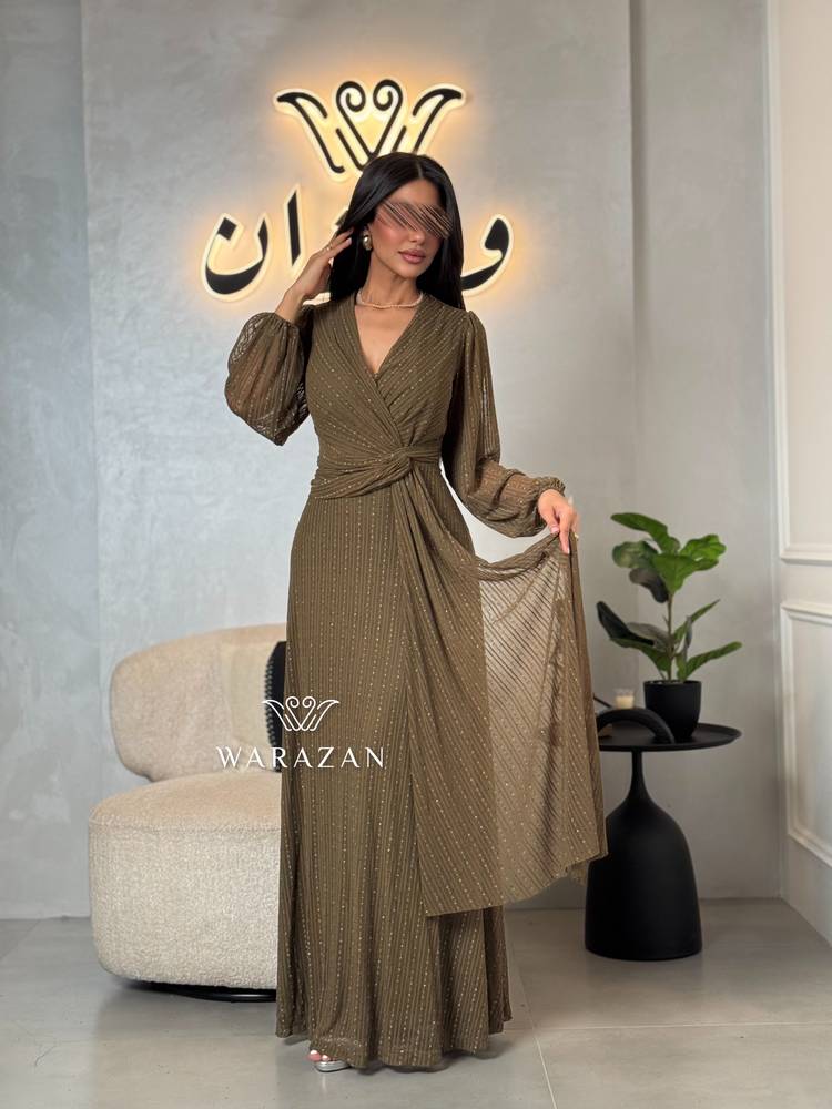 فستان ناعم أنيق لامع بأكمام شفافة