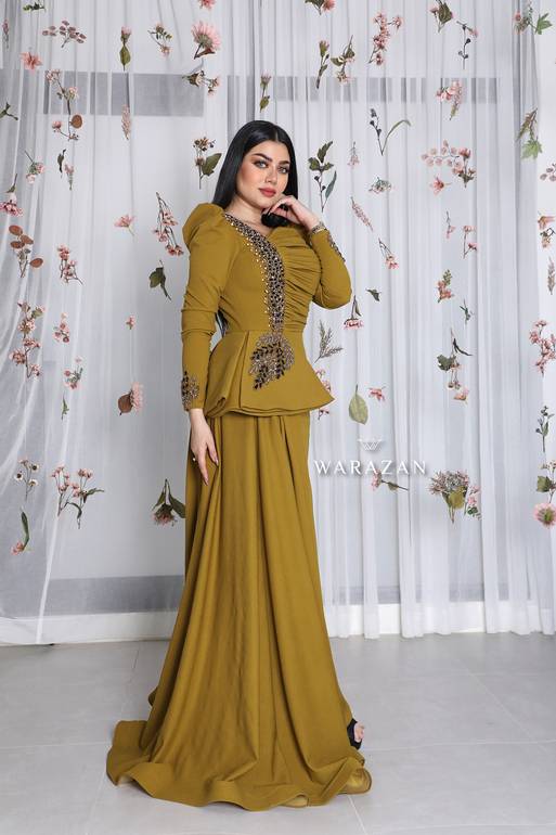 فستان سهرة طويل ماسك و ساتر بتطريز 