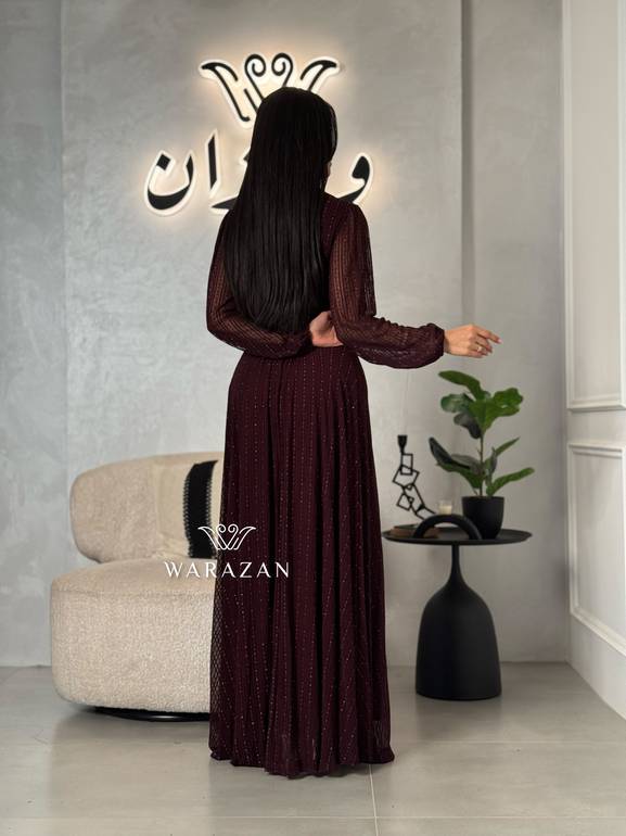 فستان ناعم أنيق لامع بأكمام شفافة