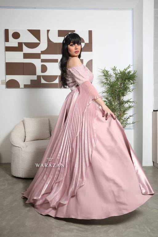 فستان سهرة ماسك بأكمام بيليسيه راقية