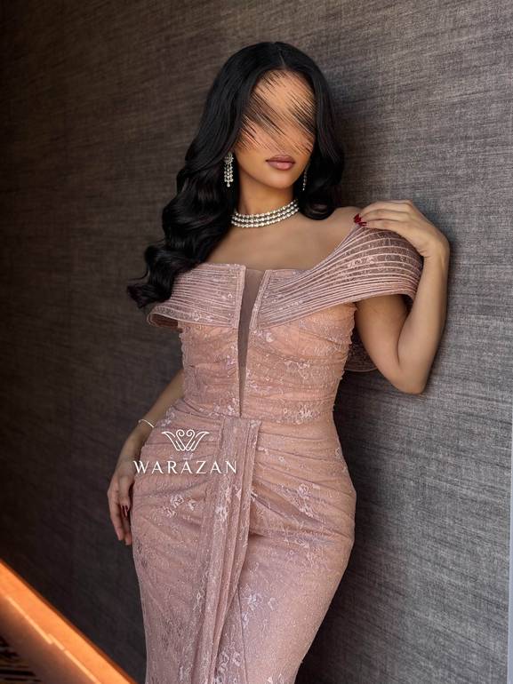 فستان سهره ملكي بتفاصيل وبقصة جميله 