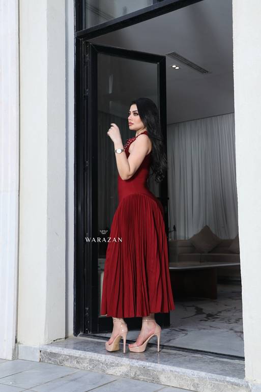 فستان ناعم بيليسيه من الجنب 