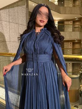 فساتين سهرة لامعة بقصة أكمام طويلة ستايل كرنكل