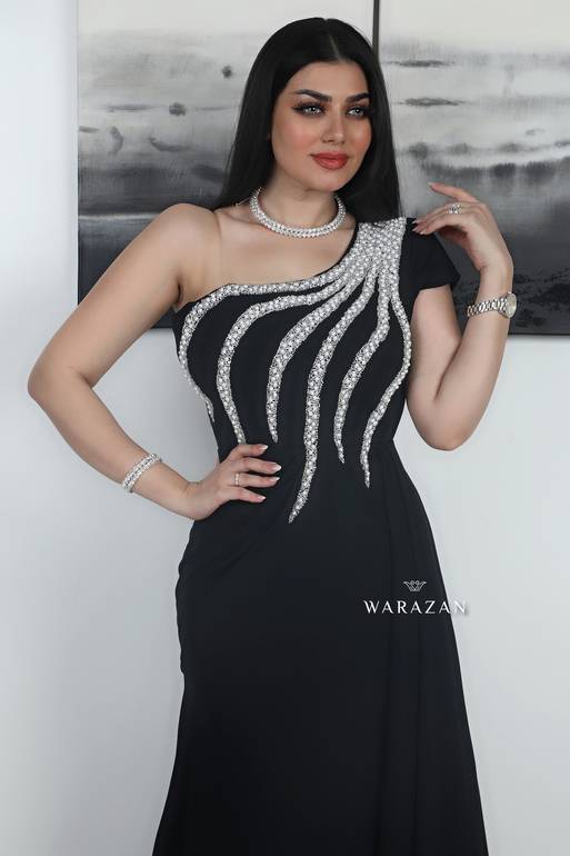 فستان سهرة ماسك بتطريز