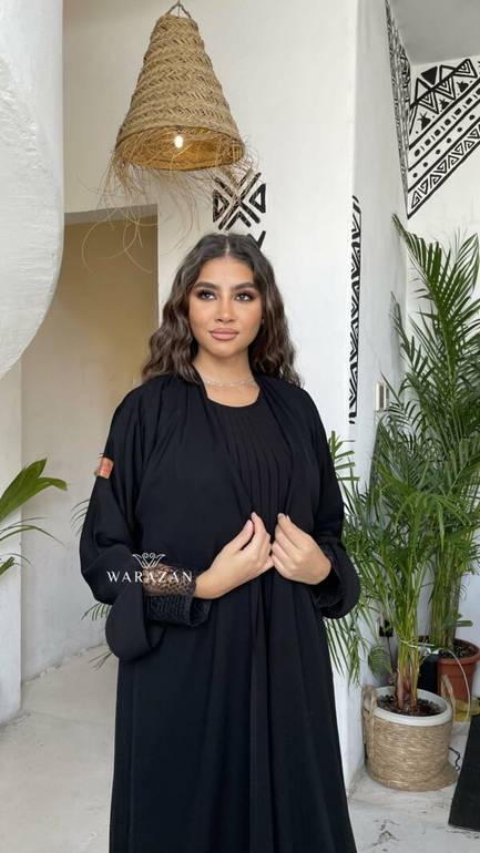 عباية عملية وساترة