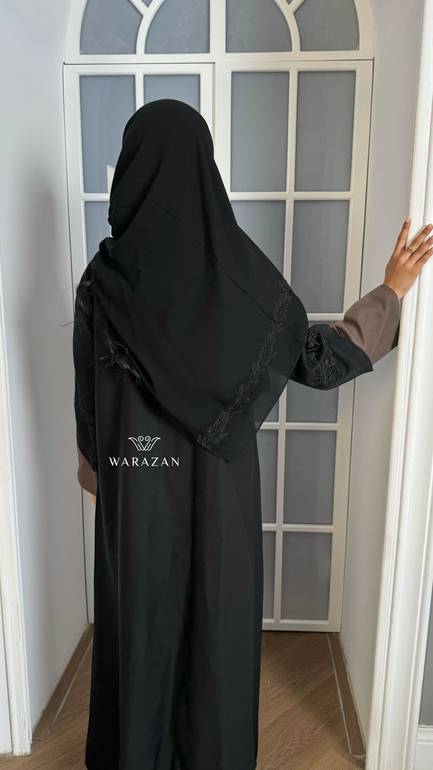عباية رسمية  بقماش ميني ميت